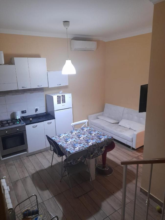 Apt B.H Рим Екстериор снимка