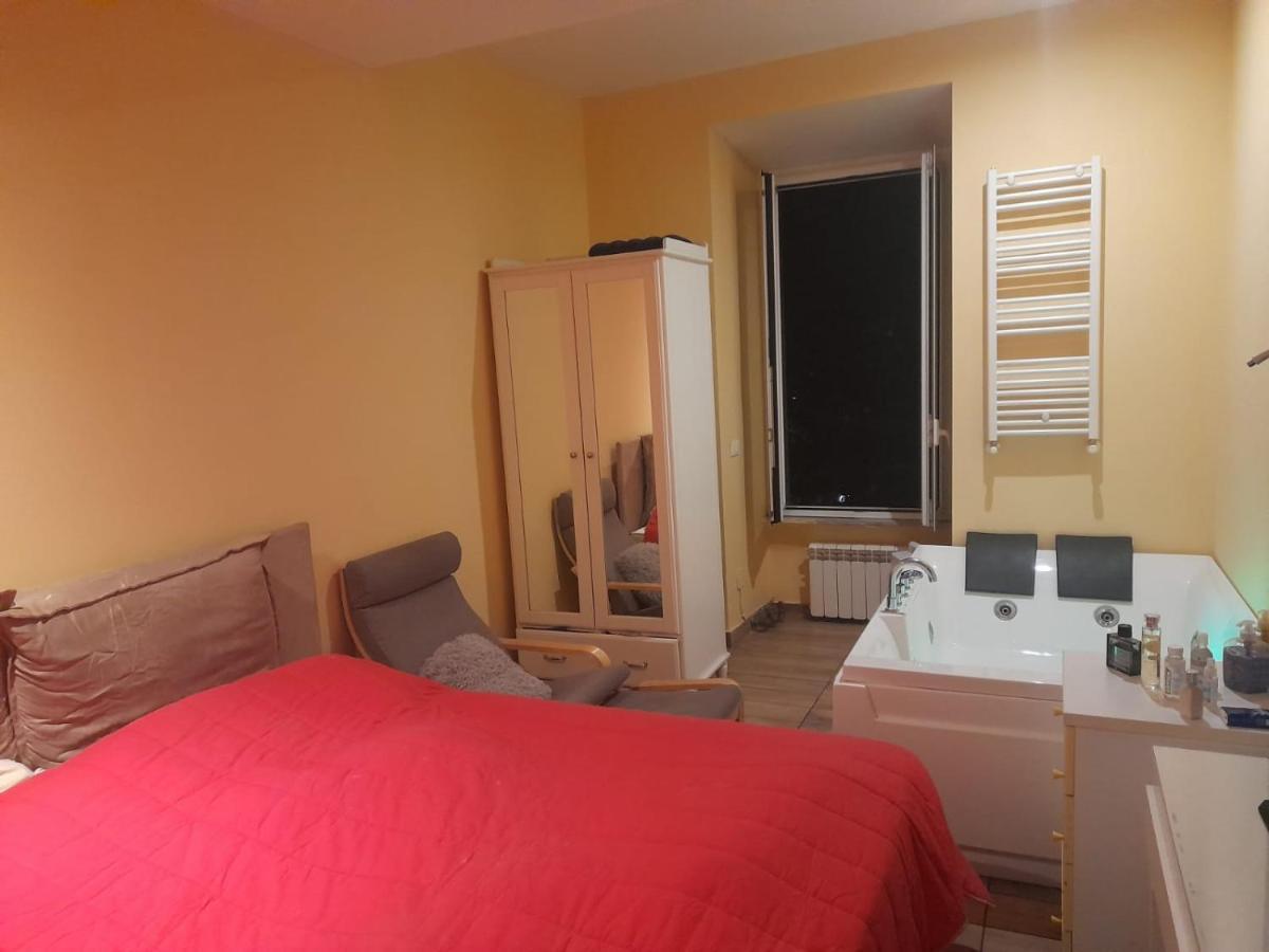 Apt B.H Рим Екстериор снимка